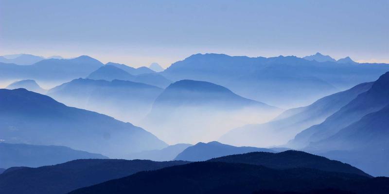 恩格斯军事思想中的技术决定论与人民战争观：基于社会发展与政治经济的分析